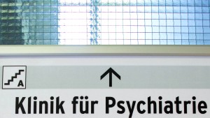 Mann soll nach Säureangriff dauerhaft in die Psychiatrie