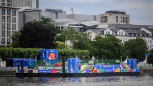 Messer in der Frankfurter Fanzone verboten