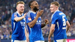 Schalker Blitzstart in den Dauerlauf