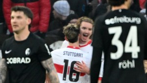 Stuttgart im Schongang zum Derbytriumph