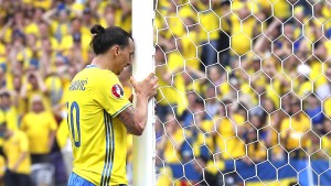 Ibrahimovic und Fomenko treten zurück