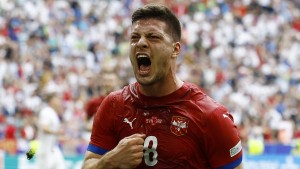 Jovic rettet Punkt für Serbien