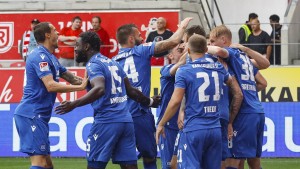 Tore satt für Karlsruhe und Paderborn