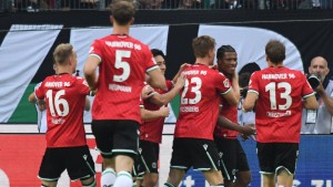 Hannover 96 gewinnt das Nordduell