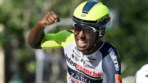 Eritreer Girmay gewinnt Etappe beim Giro d'Italia