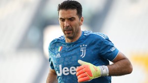 Torwart-Legende Buffon bricht Serie-A-Rekord