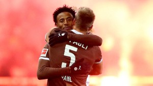 St. Pauli gewinnt das Duell der Aufsteiger