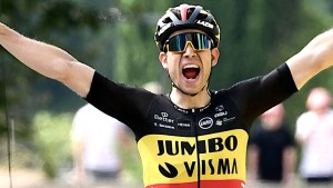 Van Aert Sieger der „großen Schlacht“