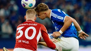 Düsseldorfer Siegesserie reißt auf Schalke