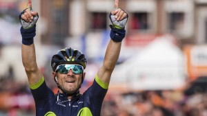 Valverde gewinnt und spendet