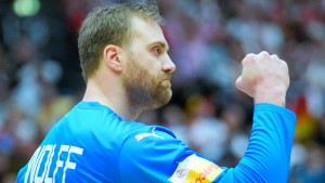 Deutschland gewinnt Handball-Krimi bei der WM