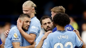 Meister Manchester City startet mit Sieg bei Chelsea