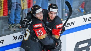 Eishockey-Triumph in schwierigen Zeiten