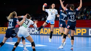 Deutsche Handballerinnen unterliegen Norwegen 27:32