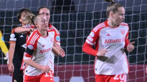 Schüller trifft doppelt für Bayern-Frauen in Rom