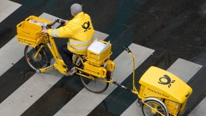 Verdi ruft zu Warnstreiks bei der Deutschen Post in Großstädten auf