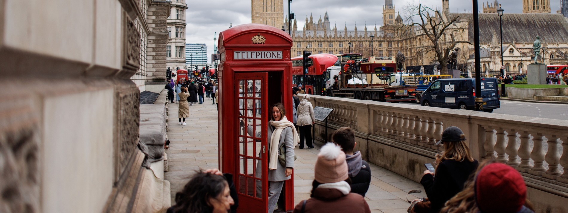 Großbritanniens Kult­telefonzelle wird 100