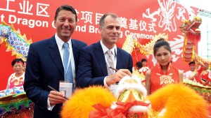 Henkel eröffnet größtes Klebstoffwerk der Welt - in China 