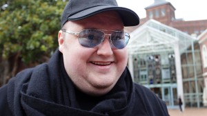 Kim Dotcom singt