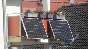 Anschluss von Mini-Solaranlagen soll deutlich erleichtert werden