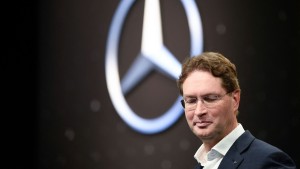 Der Gewinn von Mercedes sackt ab