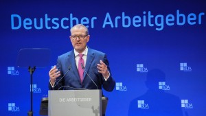 Arbeitgeberpräsident fordert Reformen bei Rente und Arbeitszeit