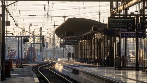 Bahnstreik und Bauern-Proteste: Droht das große Verkehrschaos?