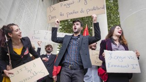 Proteste behindern Verkehr in Frankreich