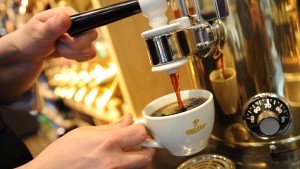 Marktführer Tchibo erhöht die Kaffeepreise