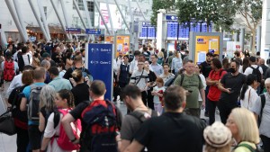 Chaos am Flughafen zum Ferienbeginn