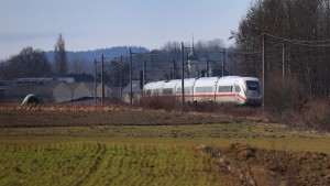 Bahn stellt neue ICE-Trasse Augsburg-Ulm vor