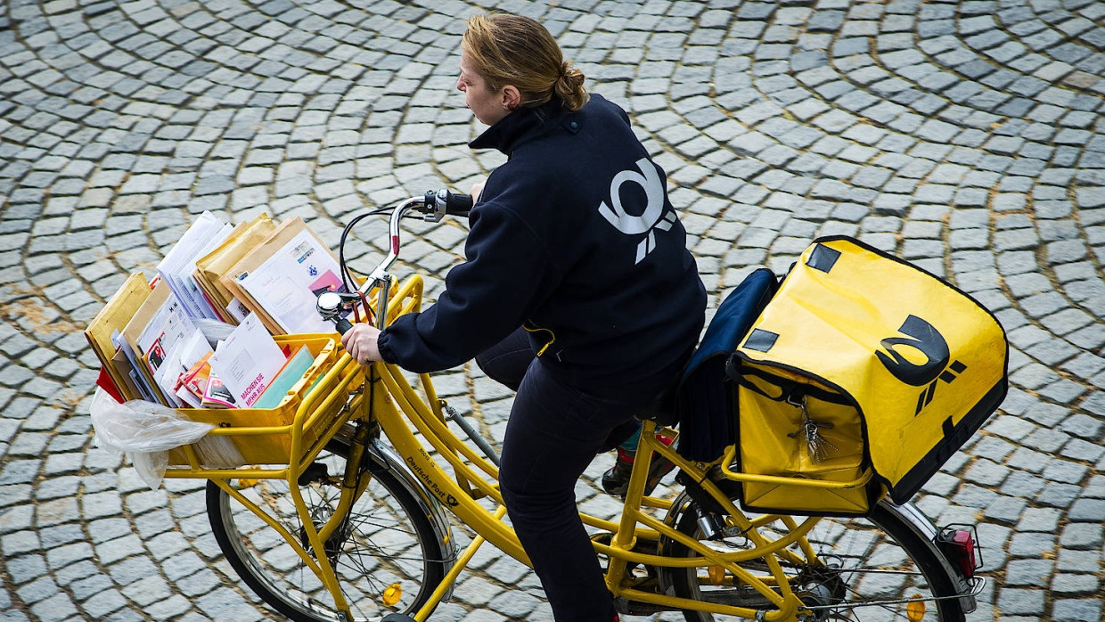 Wenn die Postfrau sechsmal klingelt: Sollten Briefe seltener ausgeliefert werden?