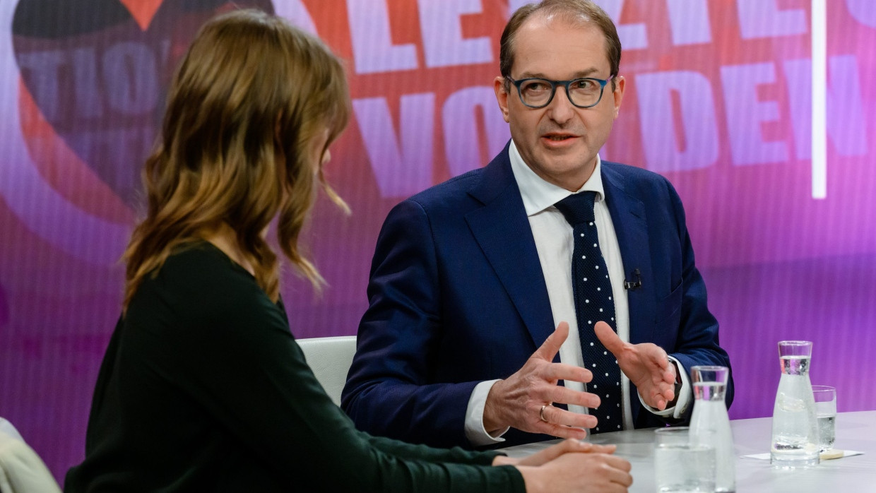 Was sollen außerparlamentarische Räte dürfen? Alexander Dobrindt (CSU) und Carla Rochel (“Letzte Generation“)