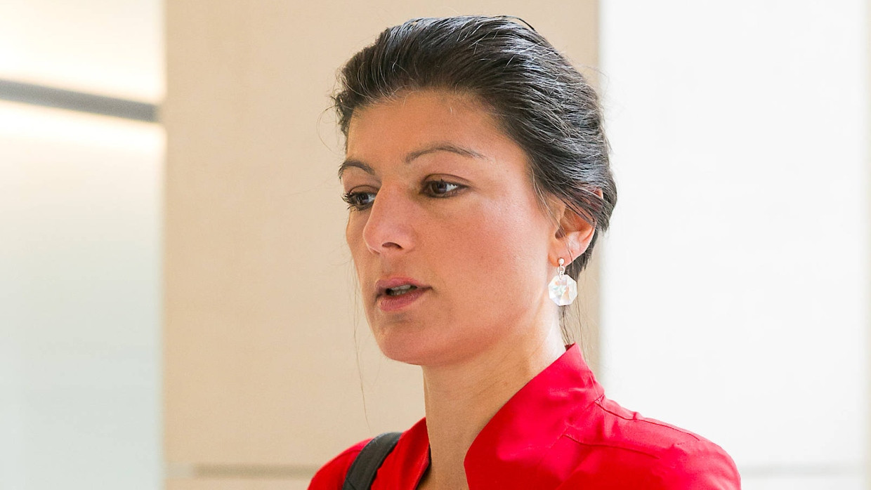 Sahra Wagenknecht beim Interview mit FAZ.NET in Berlin