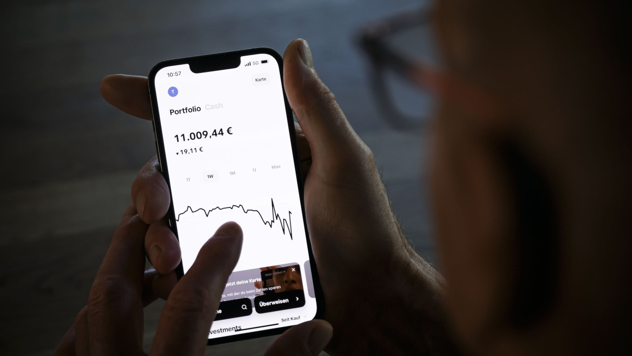 Geldanlage digital: Trade Republic gewinnt vor allem junge Kunden fürs Sparen