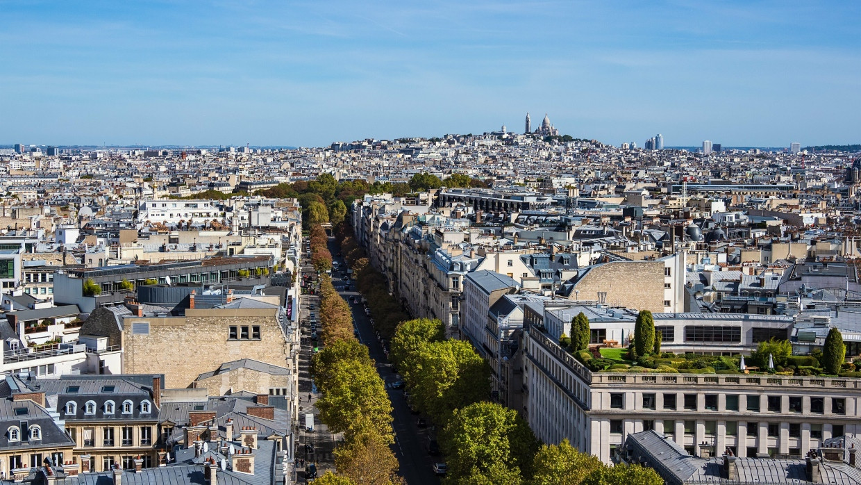 Teurer, knapper Wohnraum: Blick auf die Basilika Sacré-Cœur in Paris