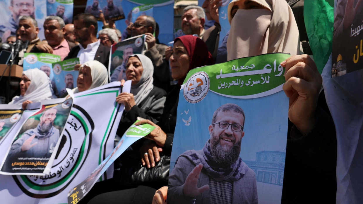 Trauerkundgebung für Khader Adnan