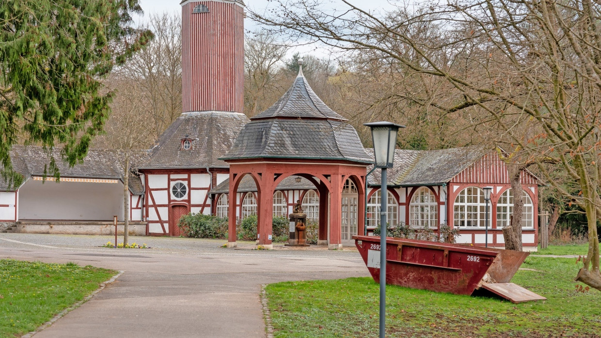 Historische Gartenanlagen: Bad Salzhausen hat die Trinkkuranlagen und den Landgrafenteich am Kurpark zu bieten.