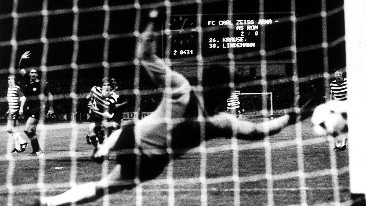 Goldene Oktober-Nacht: Anno 1980 schlägt Carl Zeiss Jena den AS Rom mit 4:0.