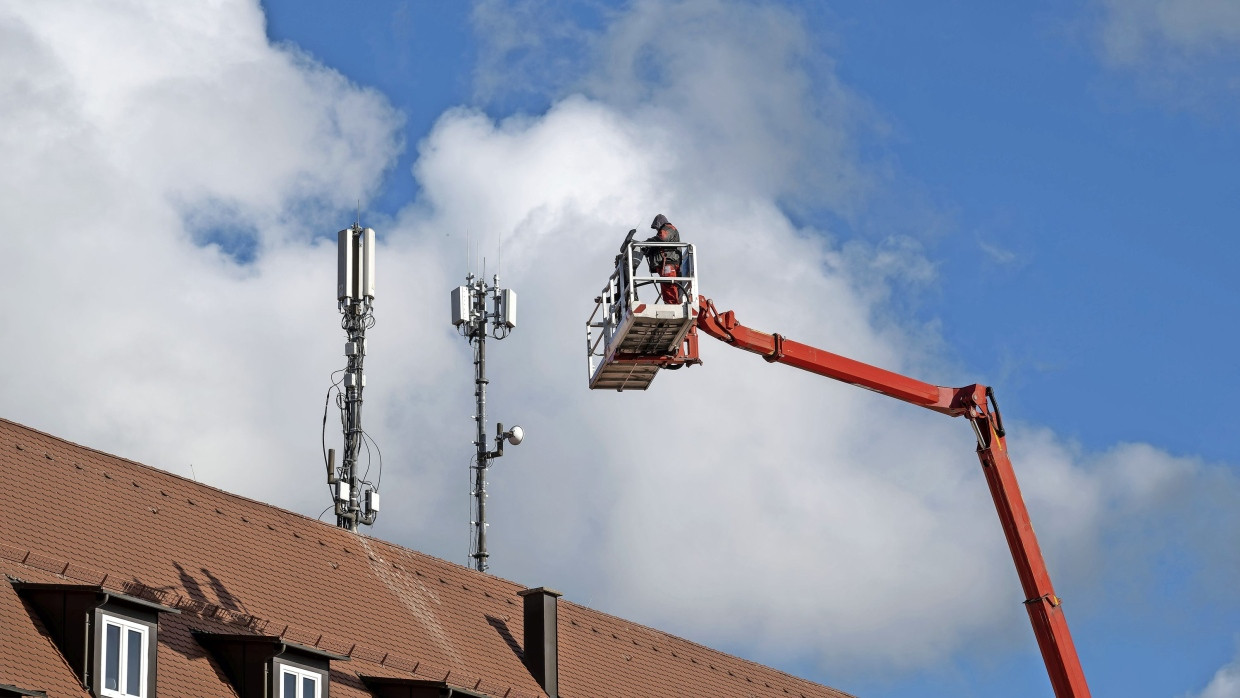 Dürfen stehen bleiben: Huawei-Antennen auf dem Postgebäude im bayerischen Mindelheim