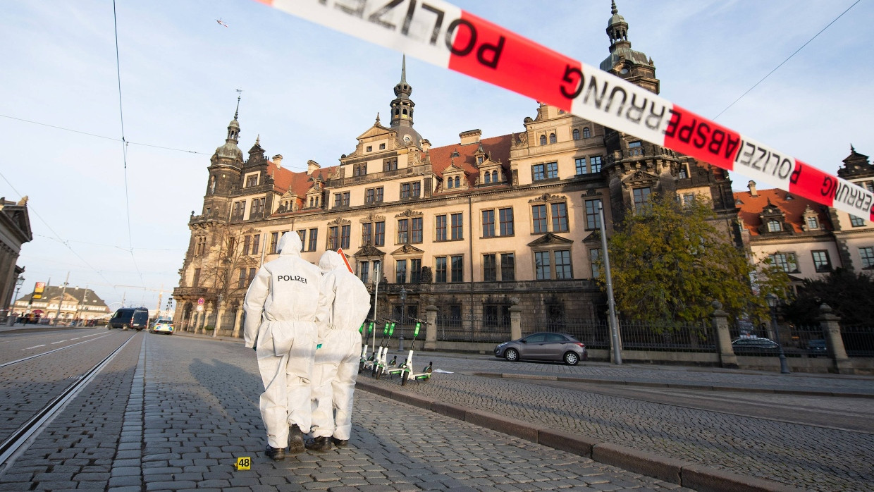 Die tatverdächtigen Männer sollen Ende November vergangenen Jahres in das Dresdner Grüne Gewölbe eingebrochen sein (hier auf einem Archivbild) und kostbare Juwelen gestohlen haben.