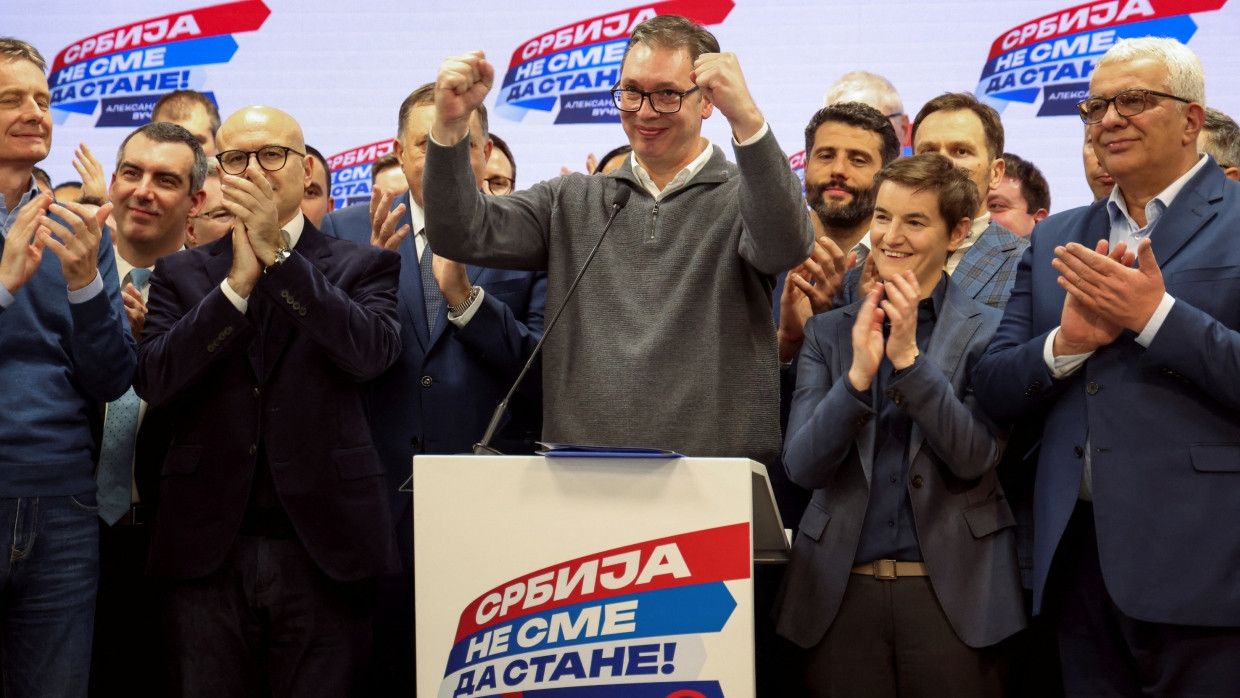 Alexander Vucic am Sonntagabend auf einer Wahlparty.