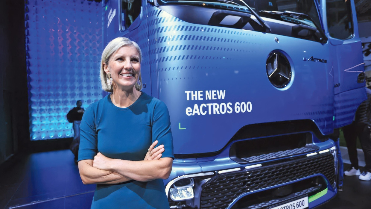 Karin Radstrom ist Vorstandsvorsitzende der Daimler Truck Holding AG.