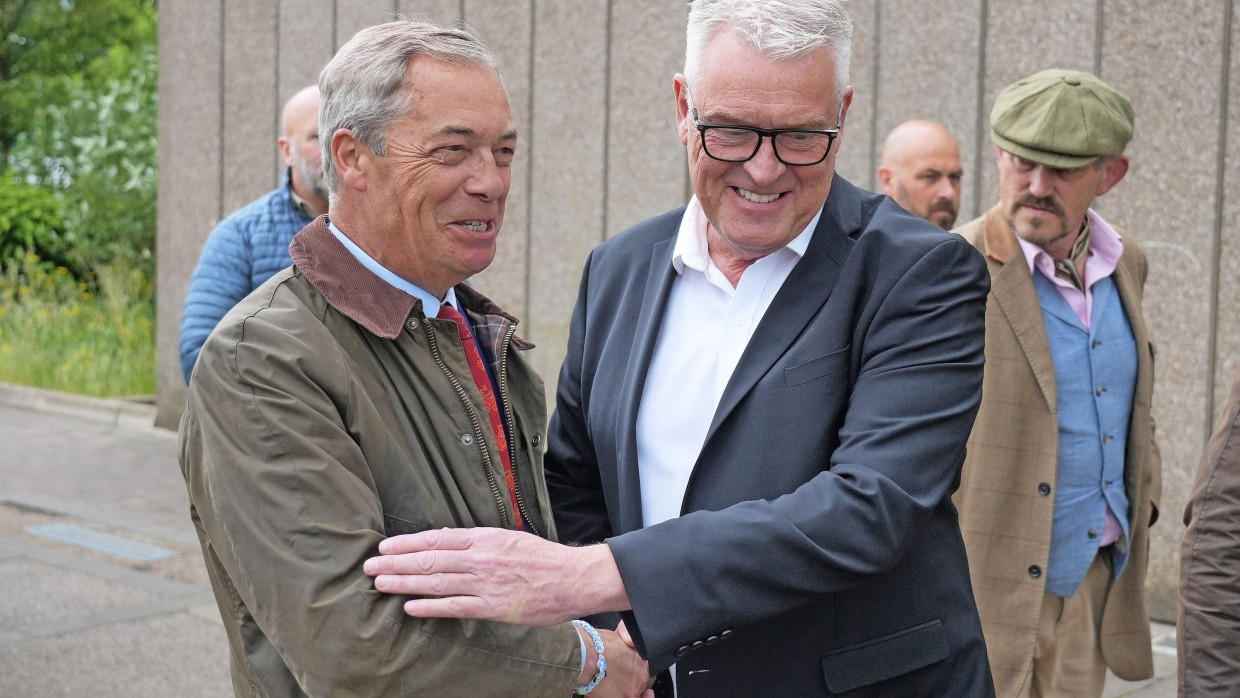 Seit Kurzem eng verbunden: Nigel Farage und Lee Anderson