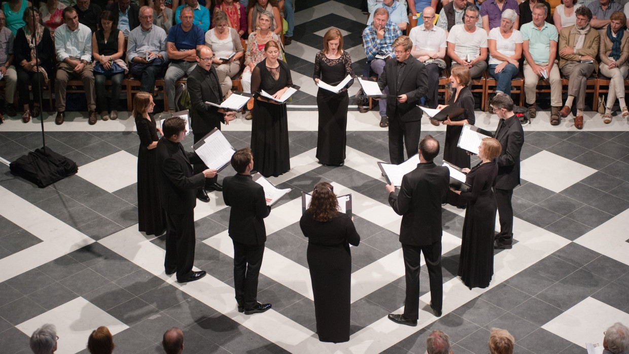 Das Ensemble Stile Antico singt Musik von Josquin Desprez beim Festival „Laus polyphoniae“ in der St. Pauli-Kirche zu Antwerpen