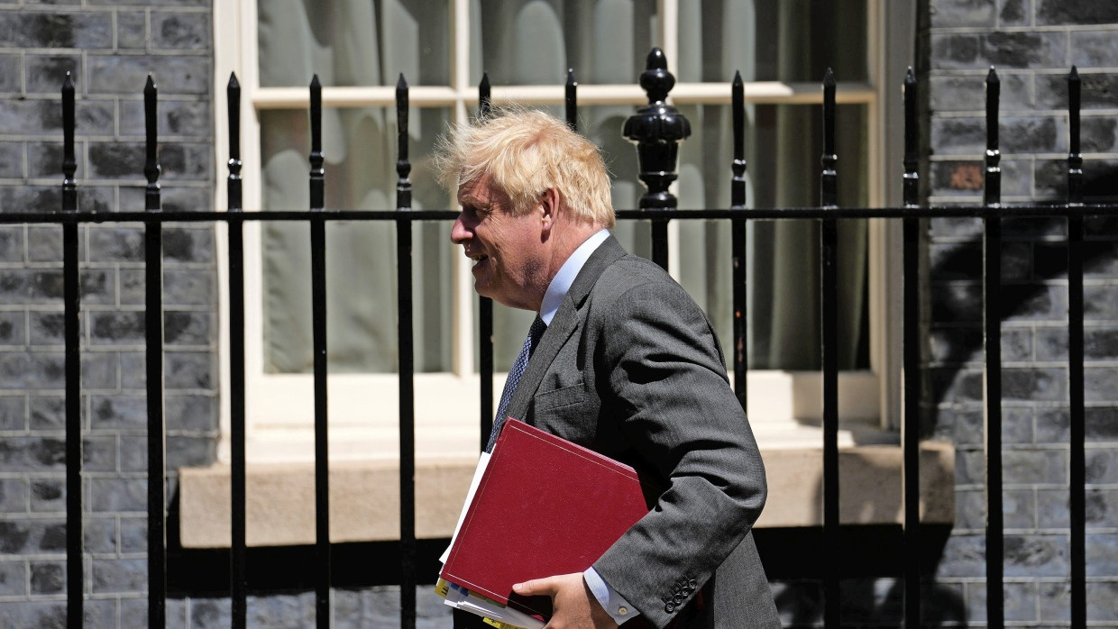 In Personalnöten: Boris Johnson vor Downing Street 10.