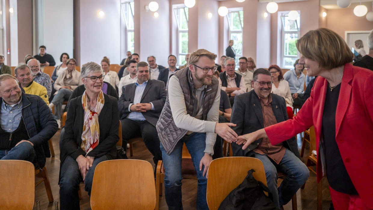 „Nah bei die Leut“ zu sein: Nicht nur für die scheidende Ministerpräsidentin Malu Dreyer war dieses Wort von Kurt Beck stets Leitmotiv.