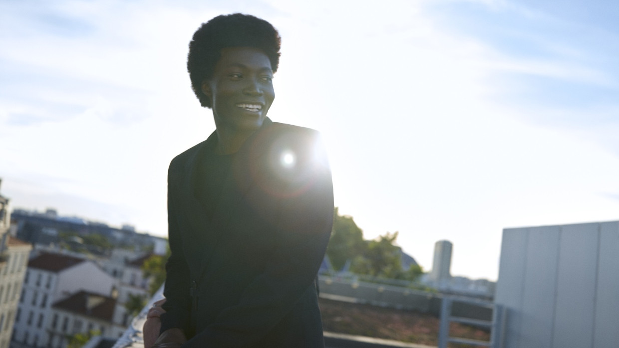 „Es geht darum, wahrhaftig zu sein“: Benjamin Clementine, der 1988 in London geboren wurde, ist Musiker, Schauspieler, Dichter.