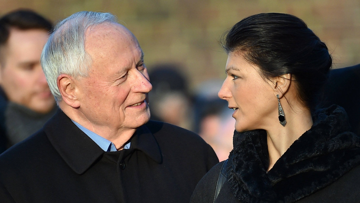 Zusammen wollen Oskar Lafontaine und Sarah Wagenknecht ein starkes Bündnis gegen den Rechtsruck schmieden.