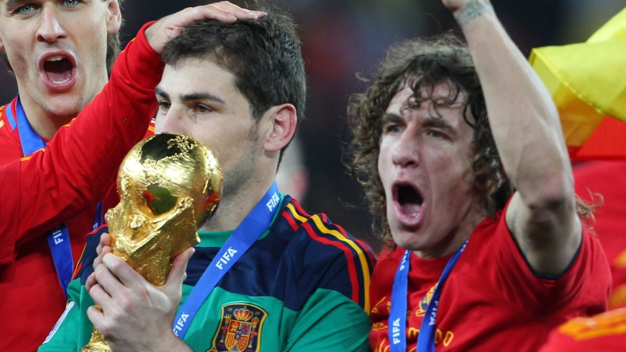 Weltmeister 2010: Carles Puyol (rechts) neben Torhüter Iker Casillas